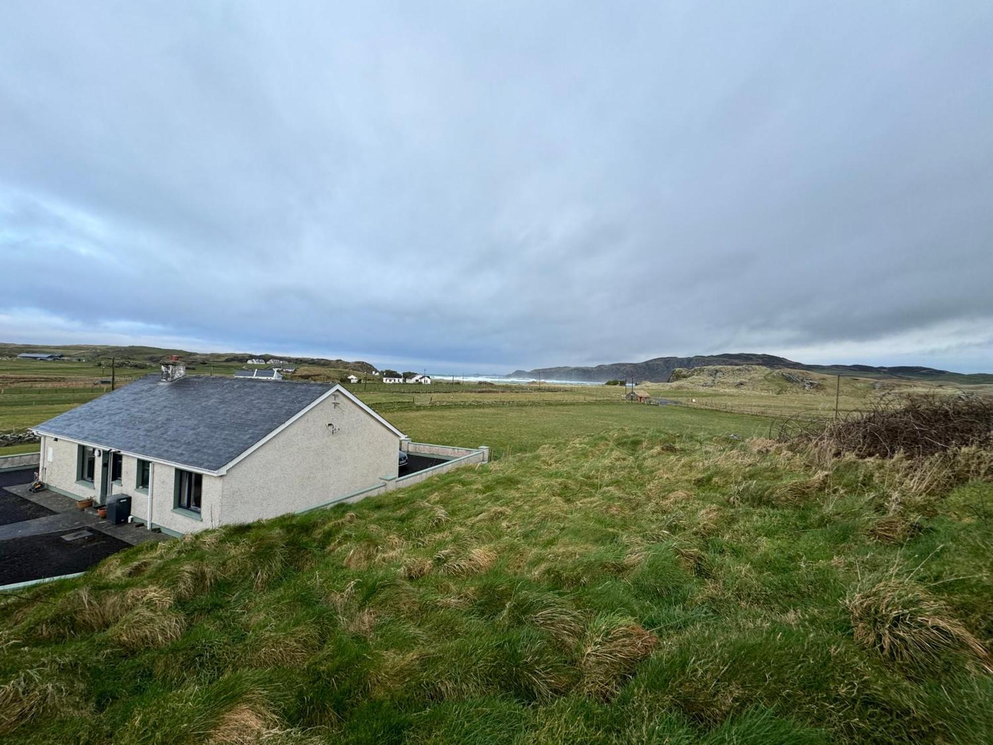 Hughie'S Farm Cottage บัลลีลิฟฟิน ภายนอก รูปภาพ