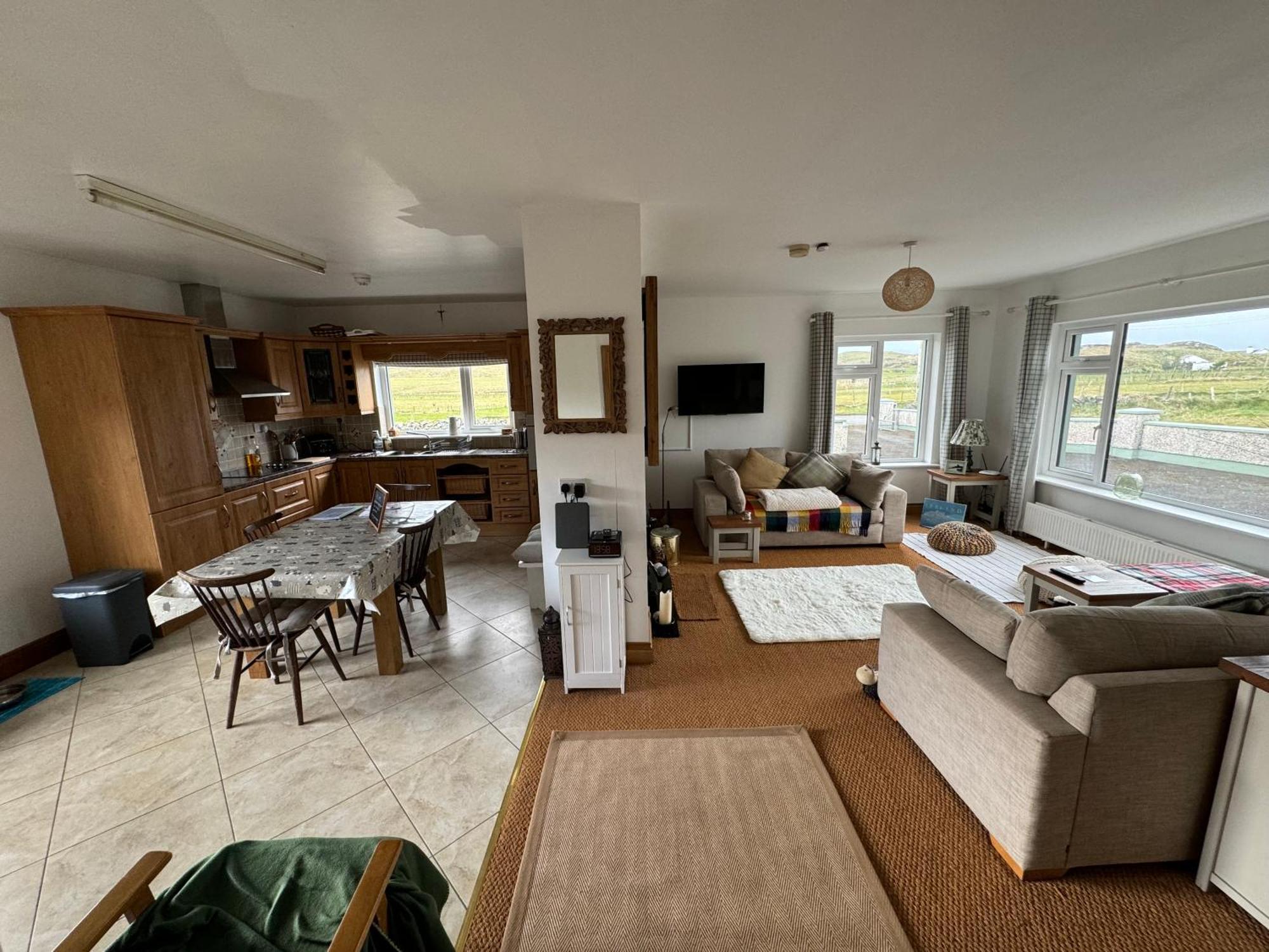 Hughie'S Farm Cottage บัลลีลิฟฟิน ภายนอก รูปภาพ